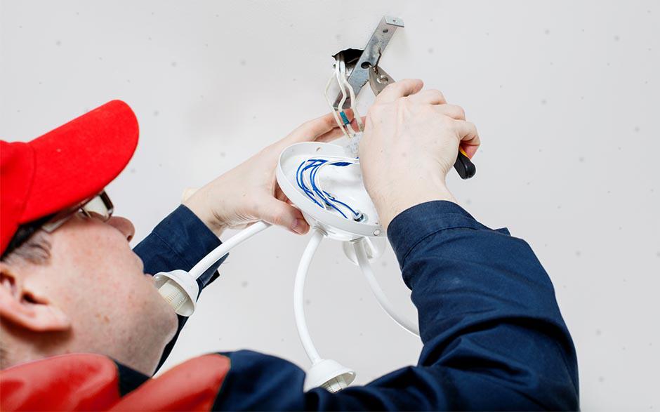 je recherche un électricien Croissy-sur-Seine